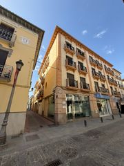 Piso  Calle felipe v 2. Piso en santa fé