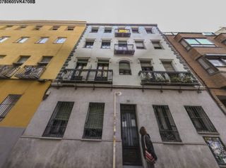 Apartament  Calle de palencia 44. Bajo en madrid