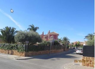 Casa adossada a Calle Albatros 6