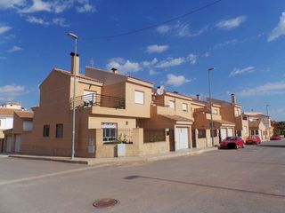 Casa a schiera in Calle Juan Ramón Jiménez 6