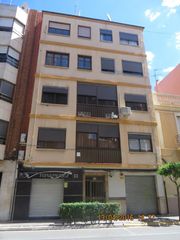 Pis a Carrer de gómez ferrer 72. Piso en torrent
