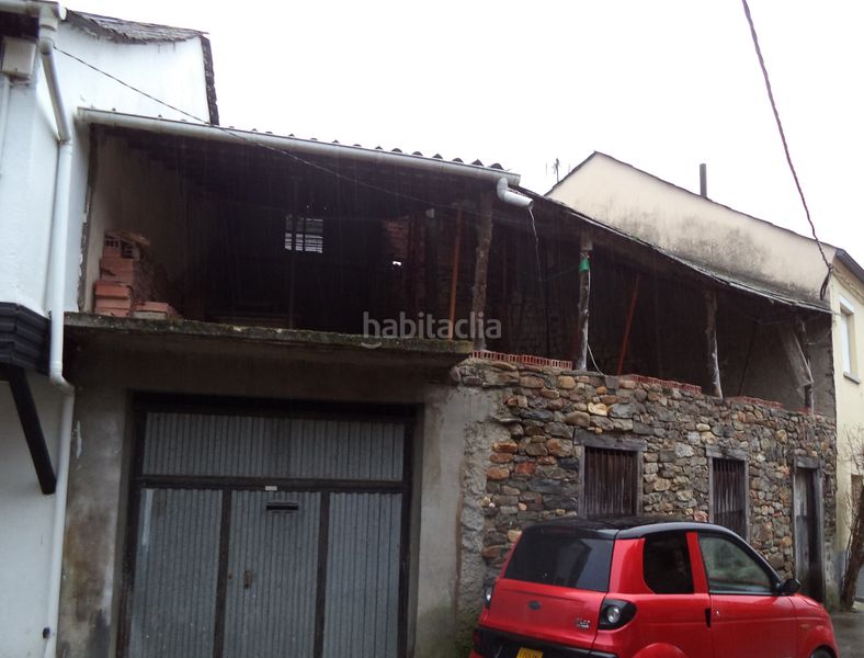 Foto d934448d-7ecd-45af-b5bd-4c6aca1cc64d. House in calle dos 8 in Castropodame