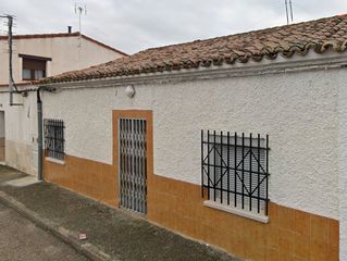 Erdgeschoss in Calle perpetuo socorro 3. Bajo en torrejón de velasco