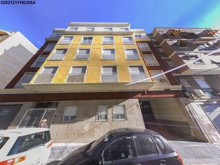 Appartement à Carrer juan díez martínez 38. Piso en elche