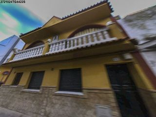 Casa a Calle torre almodóvar 54. Casa en sevilla