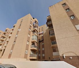 Flat in Calle Miguel de María Luque 31