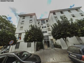 Appartamento  Calle b 14. Piso en utrera