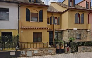 Reihenhaus in Calle pico del jálama 3. Adosada en salamanca