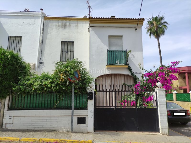 Foto fd8d4ac2-b84f-429a-8112-eaa0de365fc0. Casa amb aparcament a Brenes