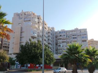 Pis a Calle pedro ferrándiz 3. Piso en alicnate