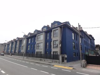 Flat  Avenida mugardos 55. Piso en ares