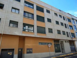 Etagenwohnung in Santa Uxía de Ribeira. Piso en ribeira