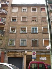 Etagenwohnung in Las Delicias. Piso en zaragoza