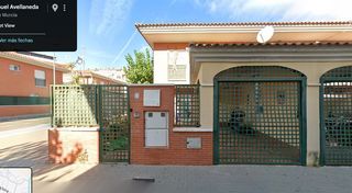Casa adosada en Pintor Molina Sánchez 26