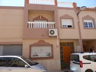 Maison  Calle sorbas 24. Casa en níjar