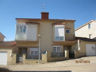 Haus  Calle era alta 12. Casa en villariezo