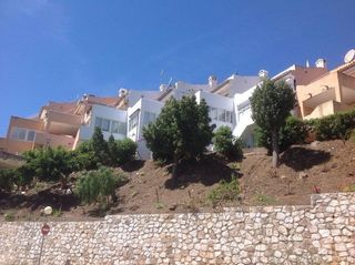 Casa en Calle jaén 38. Chalet en mijas