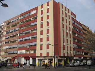 Piso en Carrer de jeroni de montsoriu 37. Piso en valencia