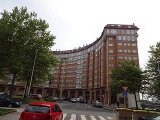 Etagenwohnung in Rúa alfonso rodríguez castelao. Piso a coruña