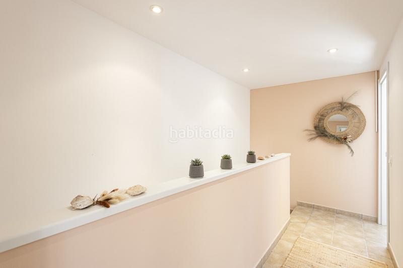 Foto cdea306e-a9be-4e27-aaab-53bf2b26e59c. Casa a schiera con riscaldamento parcheggio in Cala Vinyes Calvià