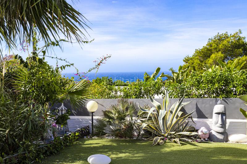 Foto 476954cb-4939-4fb7-985c-a274c4011587. Casa aparellada amb calefacció aparcament piscina a Llucmajor