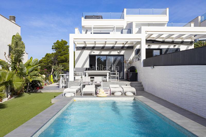 Foto 51c21e42-bfe3-40d2-8dcc-1abf06c5f64a. Casa aparellada amb calefacció aparcament piscina a Llucmajor