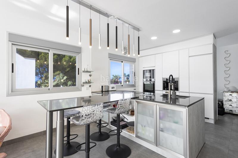 Foto 749ac058-f497-44f5-a79c-20391f2628dc. Casa aparellada amb calefacció aparcament piscina a Llucmajor