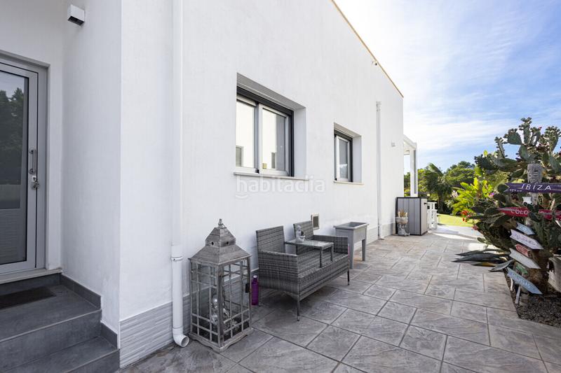 Foto 7ef25c80-ca61-4942-83b8-9227d91e8457. Casa aparellada amb calefacció aparcament piscina a Llucmajor