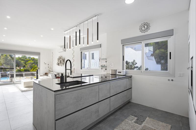 Foto d1beda11-6344-4d58-9e61-62cba1d23bbf. Casa aparellada amb calefacció aparcament piscina a Llucmajor