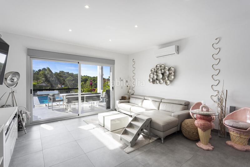 Foto dfb1f5d6-908c-4e32-8284-14d5cd2a7ee5. Casa aparellada amb calefacció aparcament piscina a Llucmajor