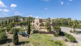 Affitto Casa in Cala d´Or. Finca con vistas al mar y gran piscina en venta en son servera