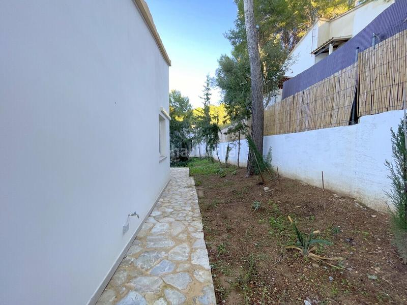 Foto 8390d2ca-504b-492f-a519-efcedf4f3d51. Casa amb calefacció aparcament a Costa de la Calma Calvià