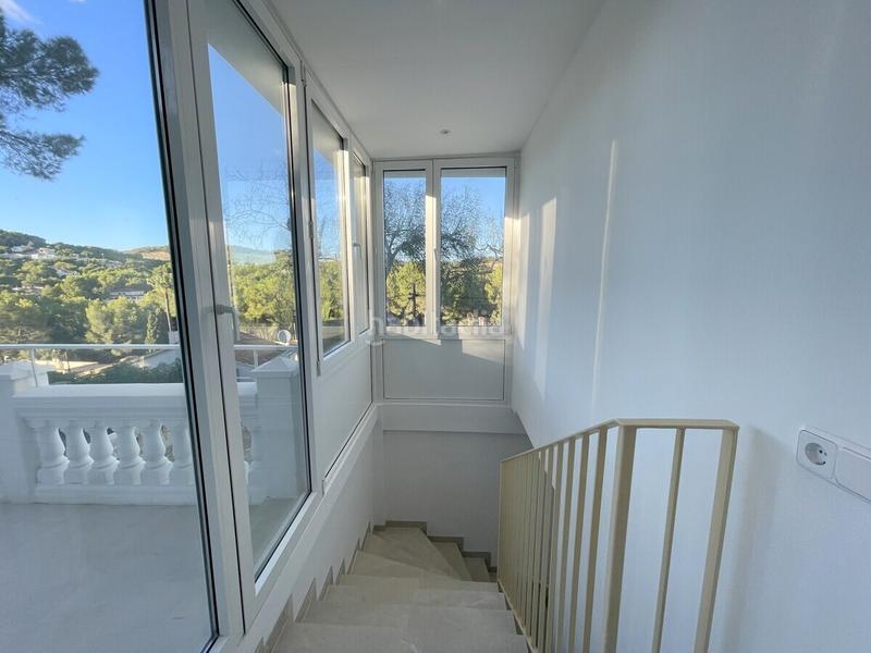 Foto 94a37fa0-7abf-41e8-9c7e-73efb1fbcce8. Casa amb calefacció aparcament a Costa de la Calma Calvià