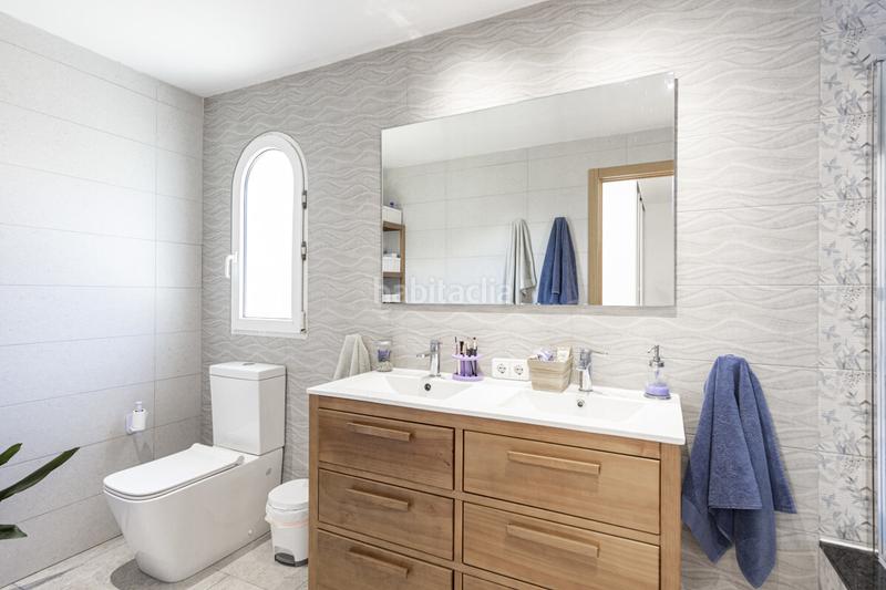 Foto f64abffe-75b9-46f4-9db6-0fb8ad5ea444. Casa con riscaldamento parcheggio in El Toro Calvià