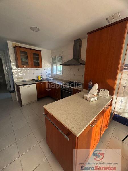 Foto 78e15444-fd5c-47a9-bb3d-34a030dba367. Affitto chalet con riscaldamento parcheggio piscina in Eliana (l´)