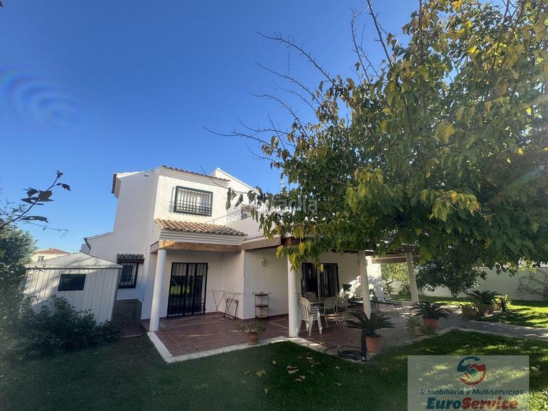 Foto afa9392b-cc41-43f5-8022-346a0cc3a3d8. Affitto chalet con riscaldamento parcheggio piscina in Eliana (l´)