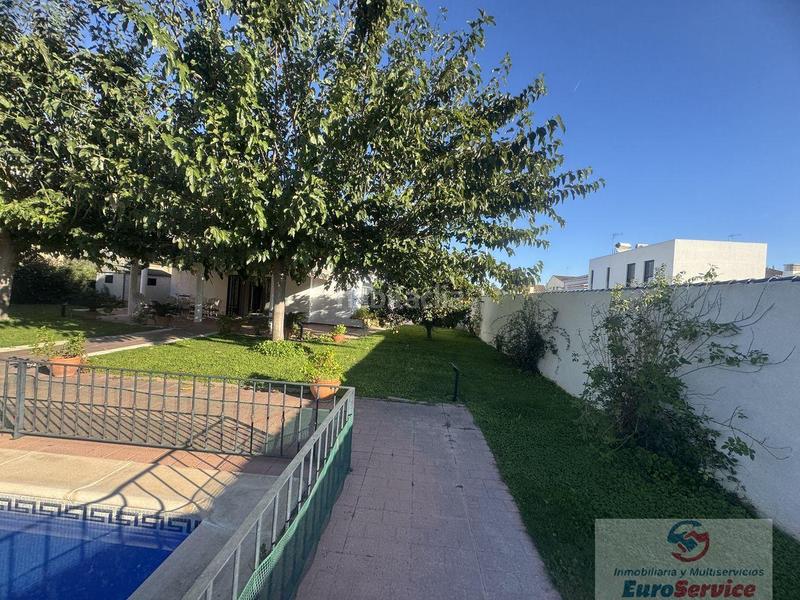 Foto ca111123-8a4d-48dc-ab0d-77689eb5c243. Affitto chalet con riscaldamento parcheggio piscina in Eliana (l´)