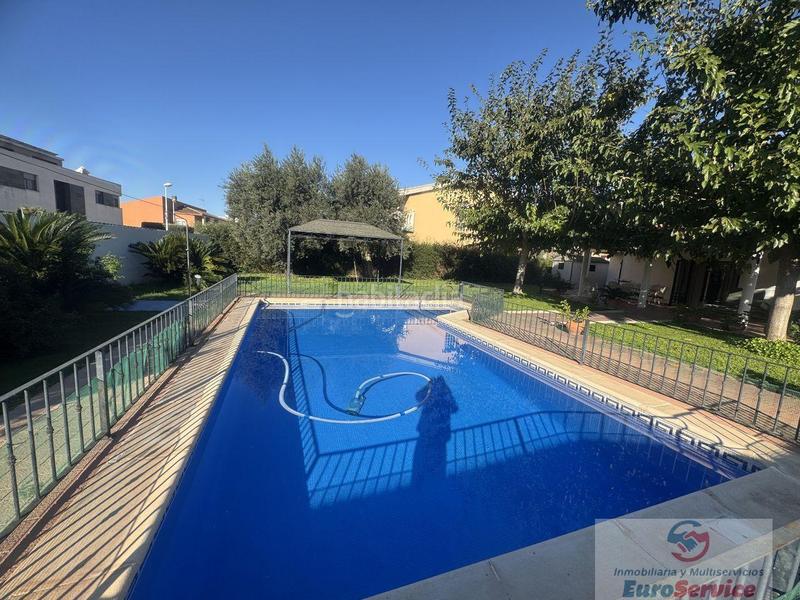 Foto 22deb41f-04f9-4ecb-b632-e6684c754a3a. Alquiler chalet lelianachalet en El Carme-Sant Agustí-Bonavista Eliana (l´)