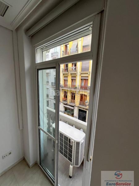 Foto 3dba59cc-3fd1-414e-9901-29a9956bfff2. Alquiler apartamento  en Russafa Valencia