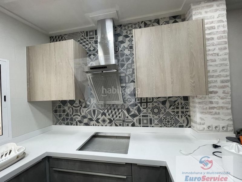 Foto 0df1517c-c0cd-4ab2-be8f-d82594a4cb19. Casa adossada a Massamagrell