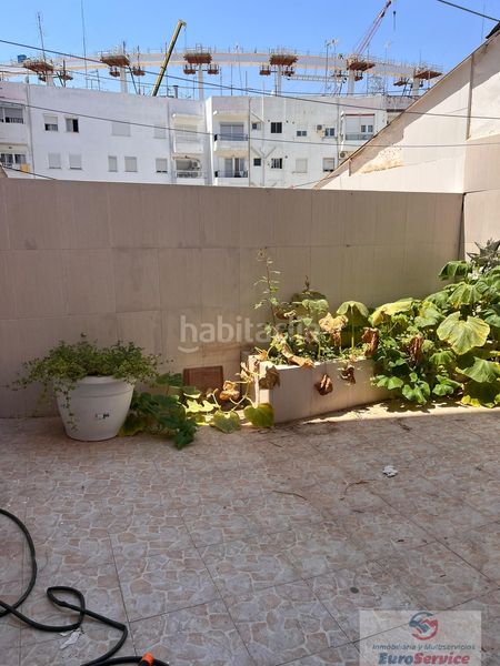 Foto b69ebedc-0529-45a8-b7ac-2c0462df529f. Pis a Barrio Benicalap Valencia
