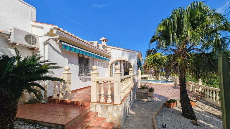 Foto 4ab8a7c6-faa7-4046-9829-8762c53c7aa4. Xalet amb xemeneia calefacció aparcament piscina a Dénia