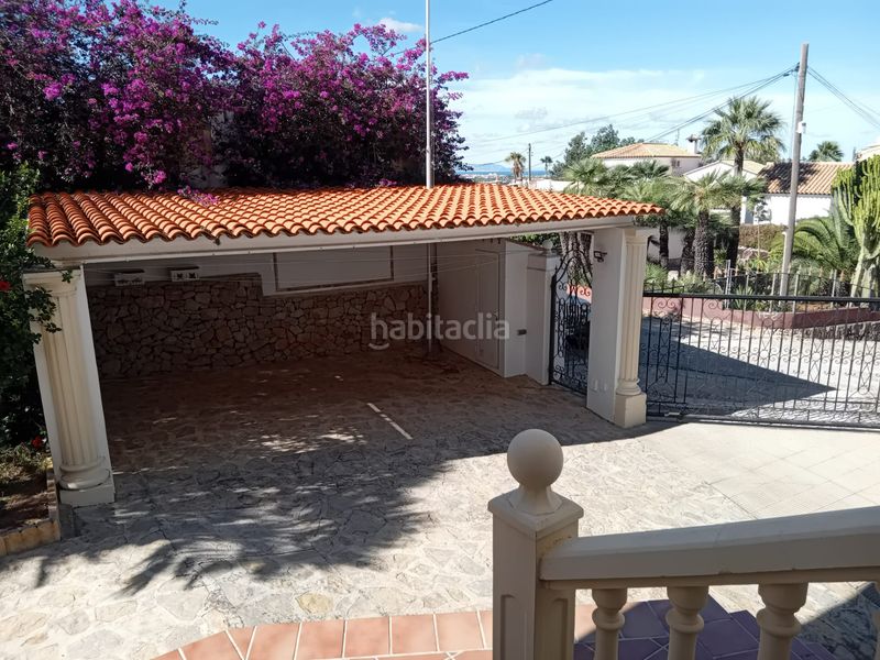 Foto 78a52bdf-52af-4f5f-8267-20474219a127. Xalet amb xemeneia calefacció aparcament piscina a Dénia