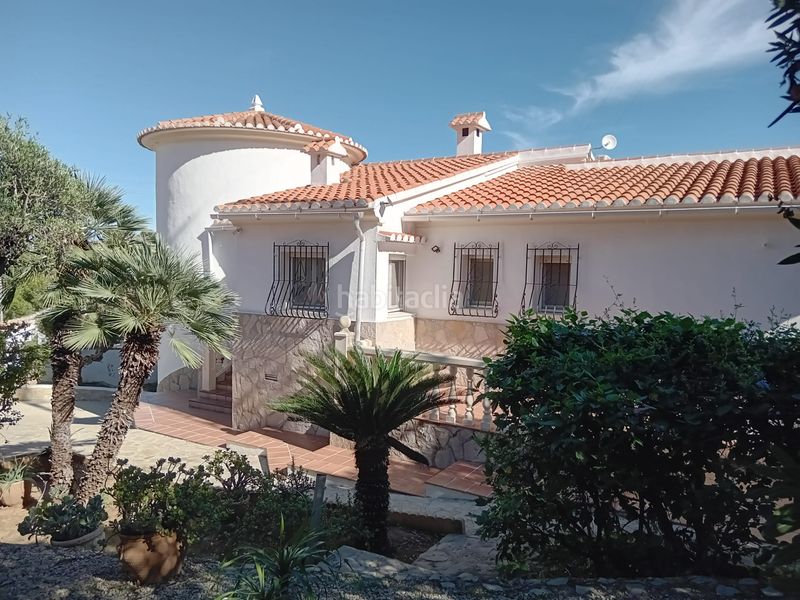 Foto 9f2e1ea8-a1e8-4e17-a516-1d28e347c906. Xalet amb xemeneia calefacció aparcament piscina a Dénia