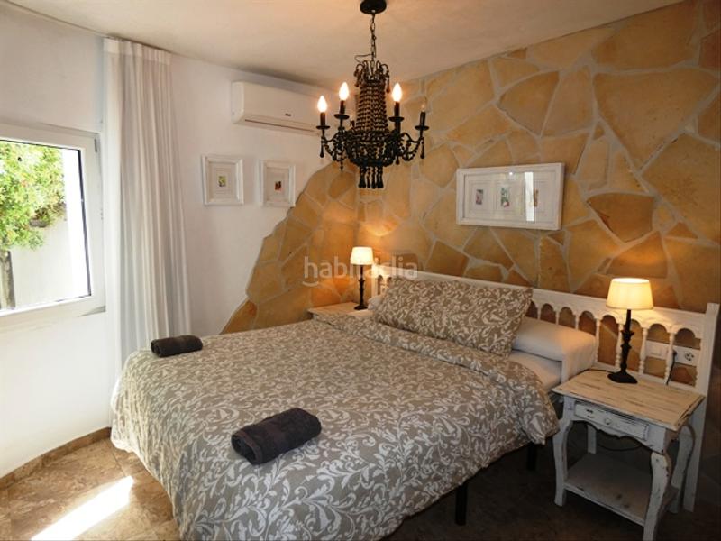 Foto d19dfe0f-9181-4658-949a-0c5e03d99e80. Chalet encantadora villa en montgó, a proximidad de san nicolás en Dénia