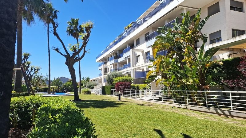 Foto 6eeefda6-a8d0-446f-acb7-92320d6e7e70. Àtic amb calefacció aparcament piscina a Les Bassetes - El Marjal Dénia