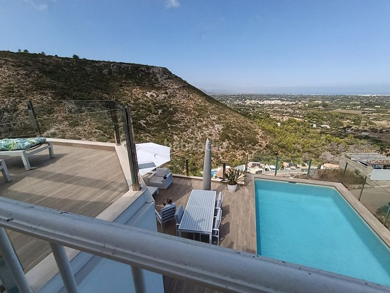 Foto 021d9937-6674-4977-b842-8cb3ad6c31a1. Xalet amb calefacció aparcament piscina a La Pedrera-Vessanes Dénia