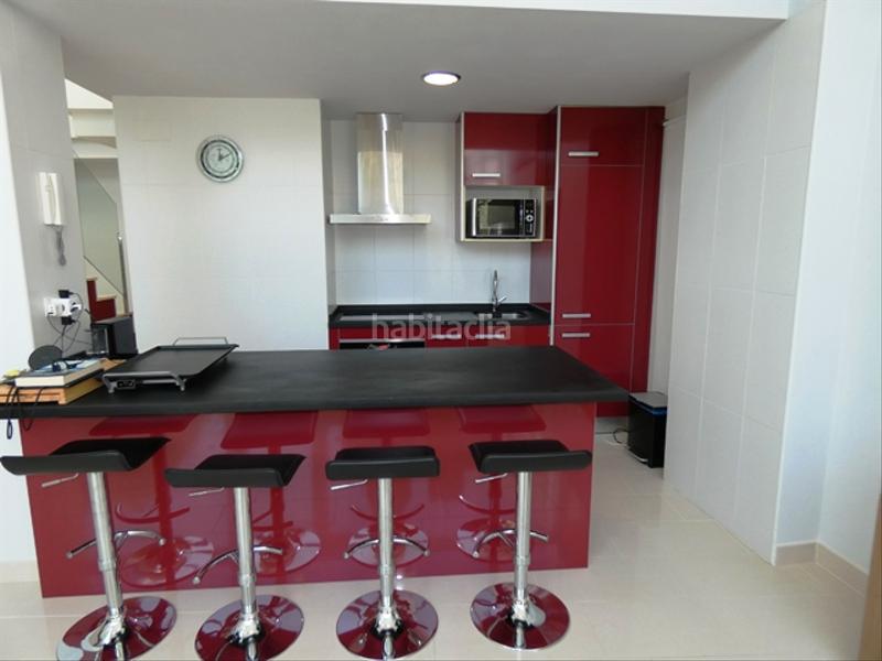 Foto d4b766da-7cb5-4d2d-8103-36f5a4945c2e. Casa adossada a carrer dafne 3 a Las Rotas / Les Rotes Dénia