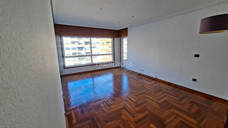 Foto a4c8e554-1a70-4f5f-ab67-514f2c2ef999. Affitto appartamento in rúa de garcía barbón 133 in Vigo