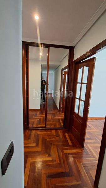 Foto bba175f8-3490-4f8f-b79f-6fea55691e5c. Affitto appartamento in rúa de garcía barbón 133 in Vigo